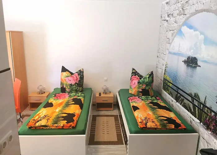 Ferienwohnung Oberlungwitz 아파트 *